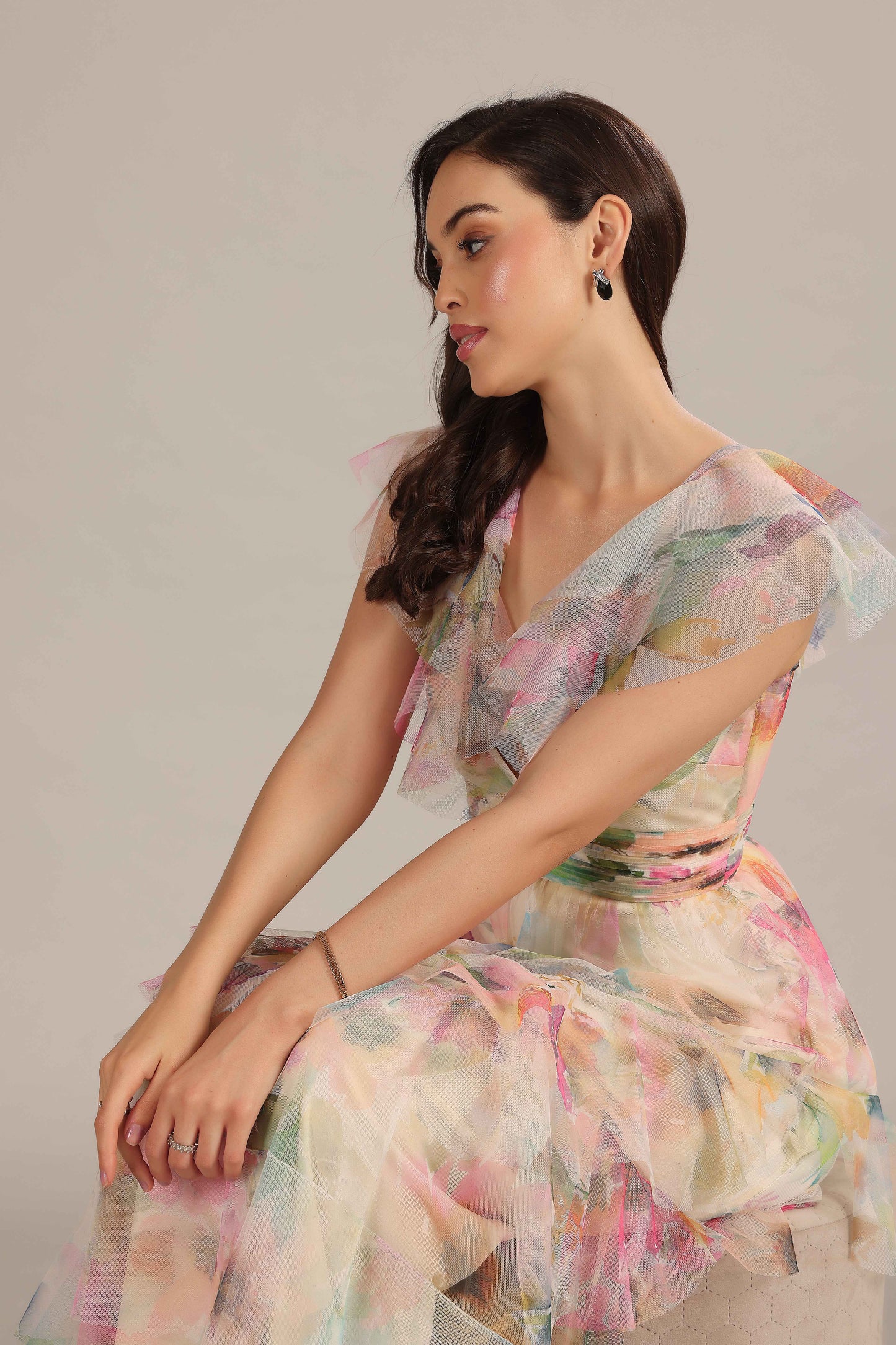 Elegant Cream Pink Floral Tiered V-Neck Maxi Dress with Ruffles