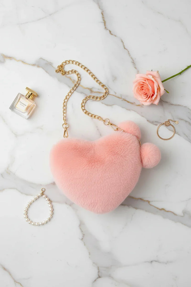 صورة 1 - مع وردة وردية وإكسسوارات ذهبية