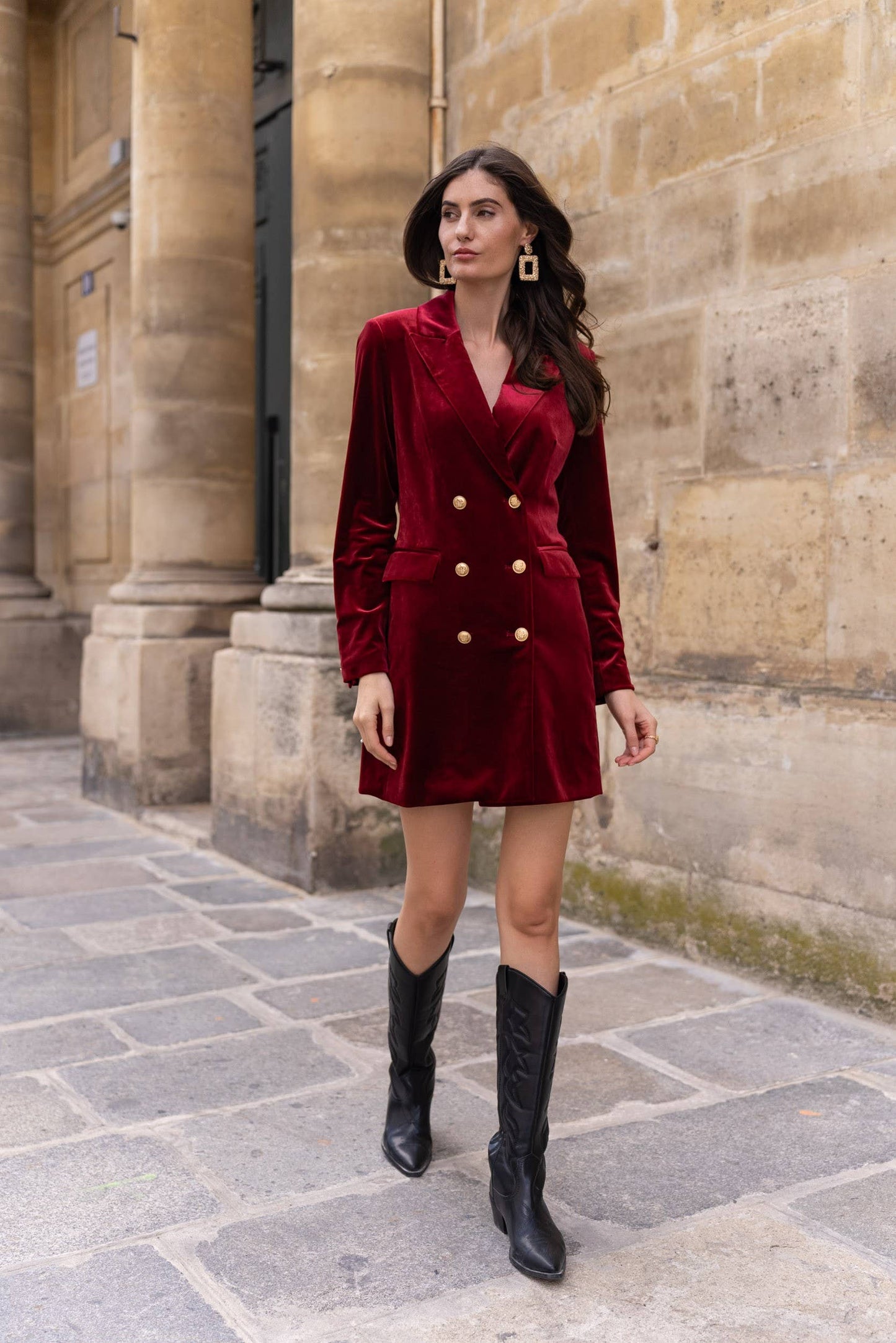 Luxurious Velvet Long-Sleeve Double-Breasted Dress Jacket with Gold Buttons V2020N