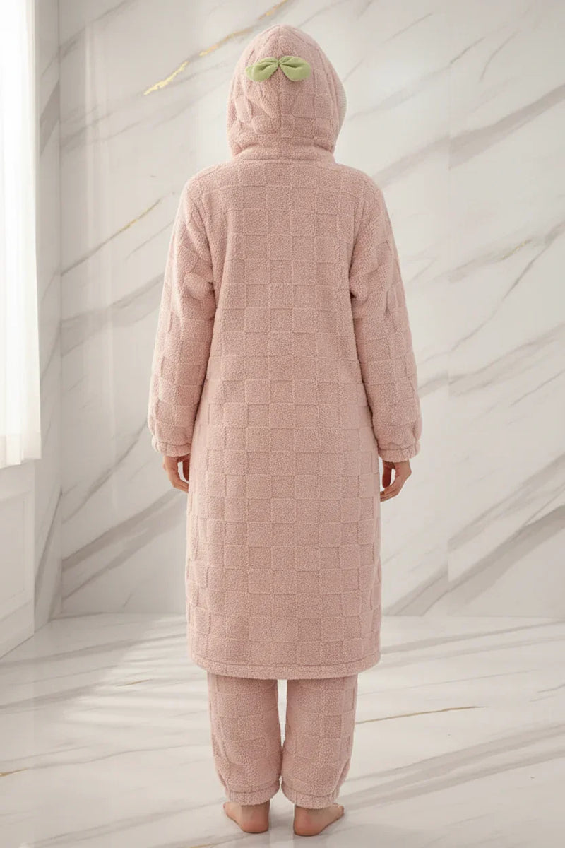 منظر خلفي بزاوية - طويل لما بعد الركبة