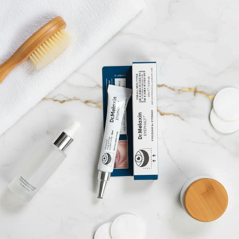 تنسيق فلات لاي - المنتج مع مستحضرات العناية