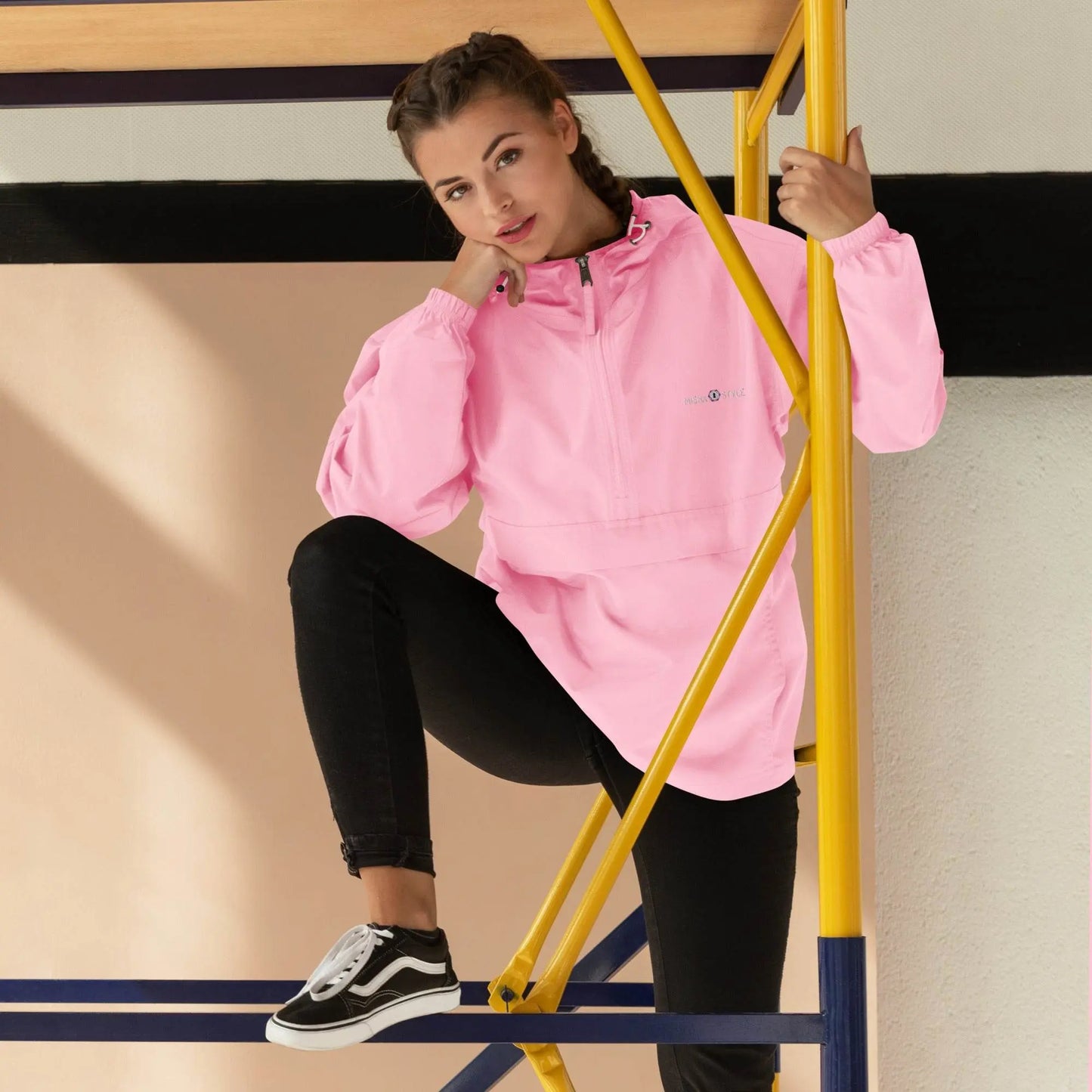 Embroidered Champion Packable Women Jacket - Pink - IVORYNN