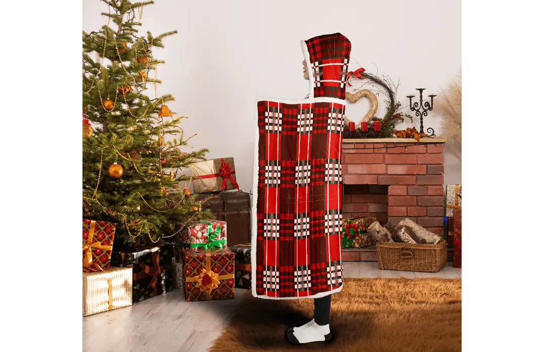 Red Velvet Plaid Very Warm Hooded Blanket - IVORYNN