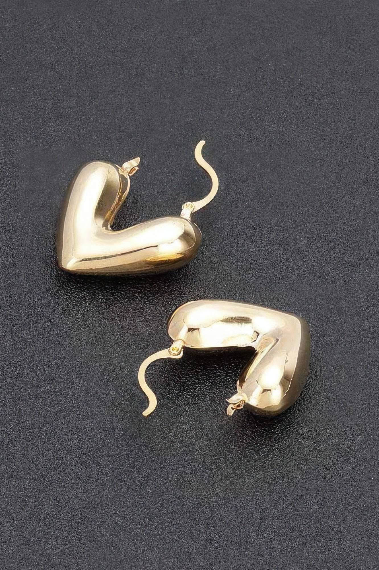 Stylish Metal Heart Earrings - IVORYNN