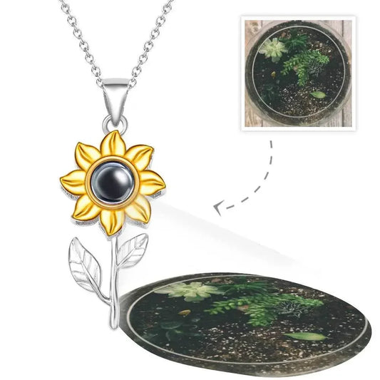 Nano Projection Sunflower Clavicle Chain Pendant - IVORYNN