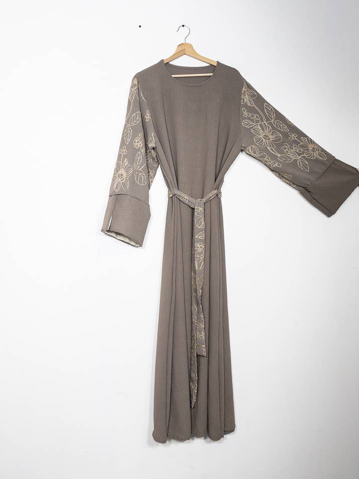 Elegant Floral Embroidered Abaya Dress with Matching Belt and Cream Lining
