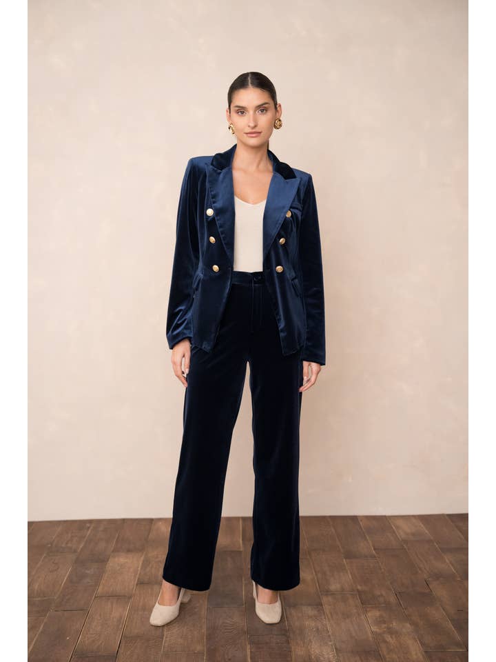 Elegant High-Waisted Straight-Cut Velvet Trousers with Side Pockets, Button Closure