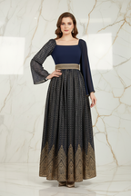 صورة 1 - منظر أمامي بوضعية أنثوية رشيقة