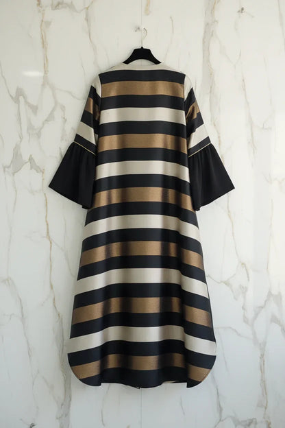 الفستان من الخلف - منظر 1