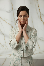 أنثوية 2