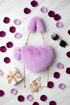 صورة 2 - مع بتلات ورد ونظارة شمسية