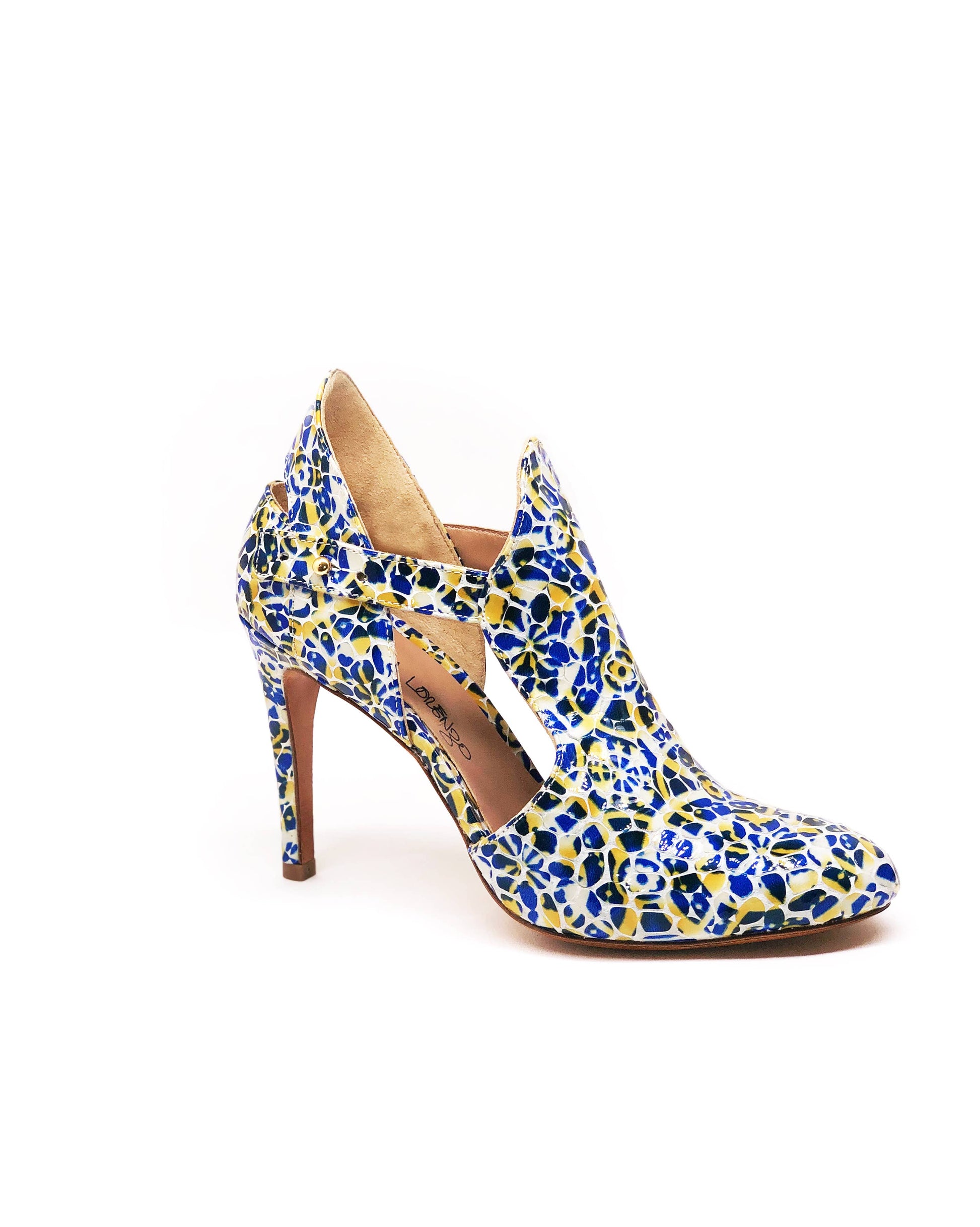 Elegant Steps to Porto Duo: Artisan Leather Heels & Flats Package