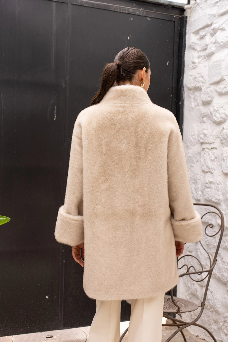 Chic Ultra-Soft Long Faux Fur Coat