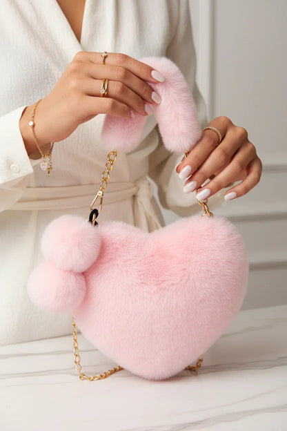 صورة 5 - لقطة قريبة لليدين