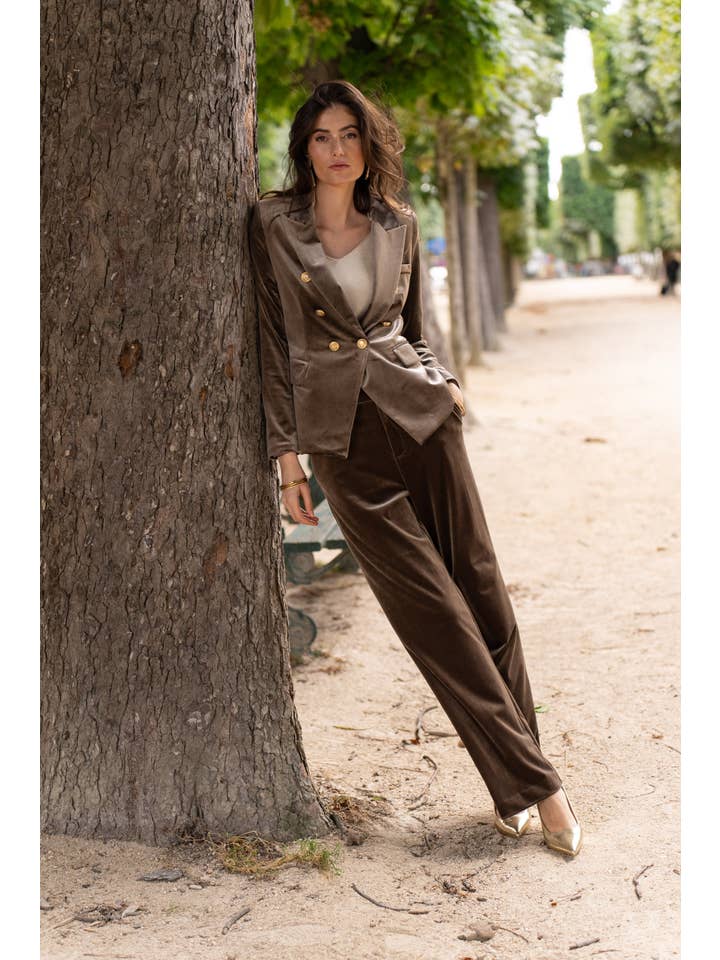 Elegant High-Waisted Straight-Cut Velvet Trousers with Side Pockets, Button Closure