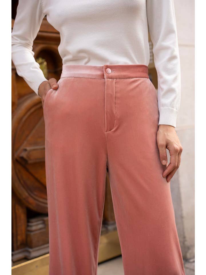 Elegant High-Waisted Straight-Cut Velvet Trousers with Side Pockets, Button Closure