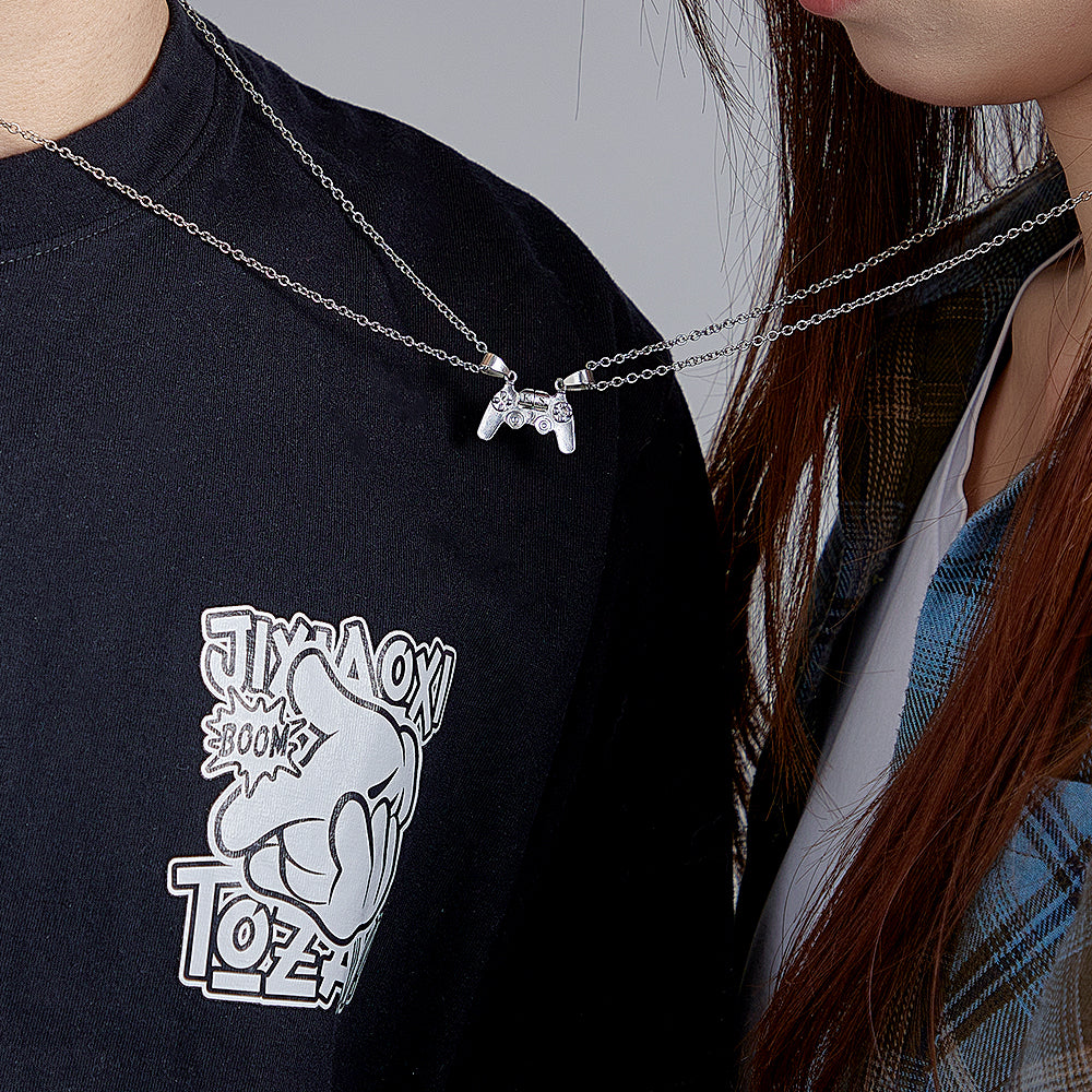 Magnetic Engraved Initials Pendant Necklace Gift for Couple