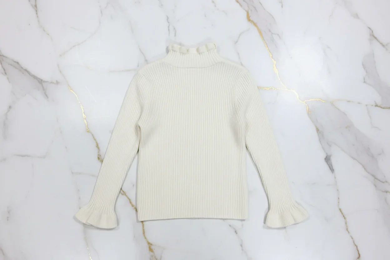 سويتر كريمي - منظر خلفي