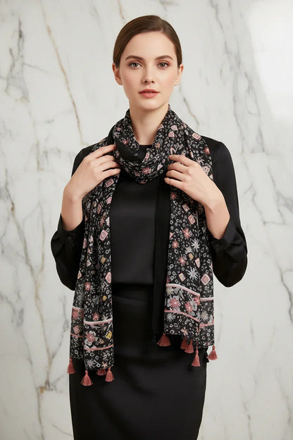 وشاح فاخر على الأكتاف