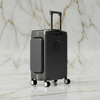 الحقيبة باللون الرمادي الفحمي