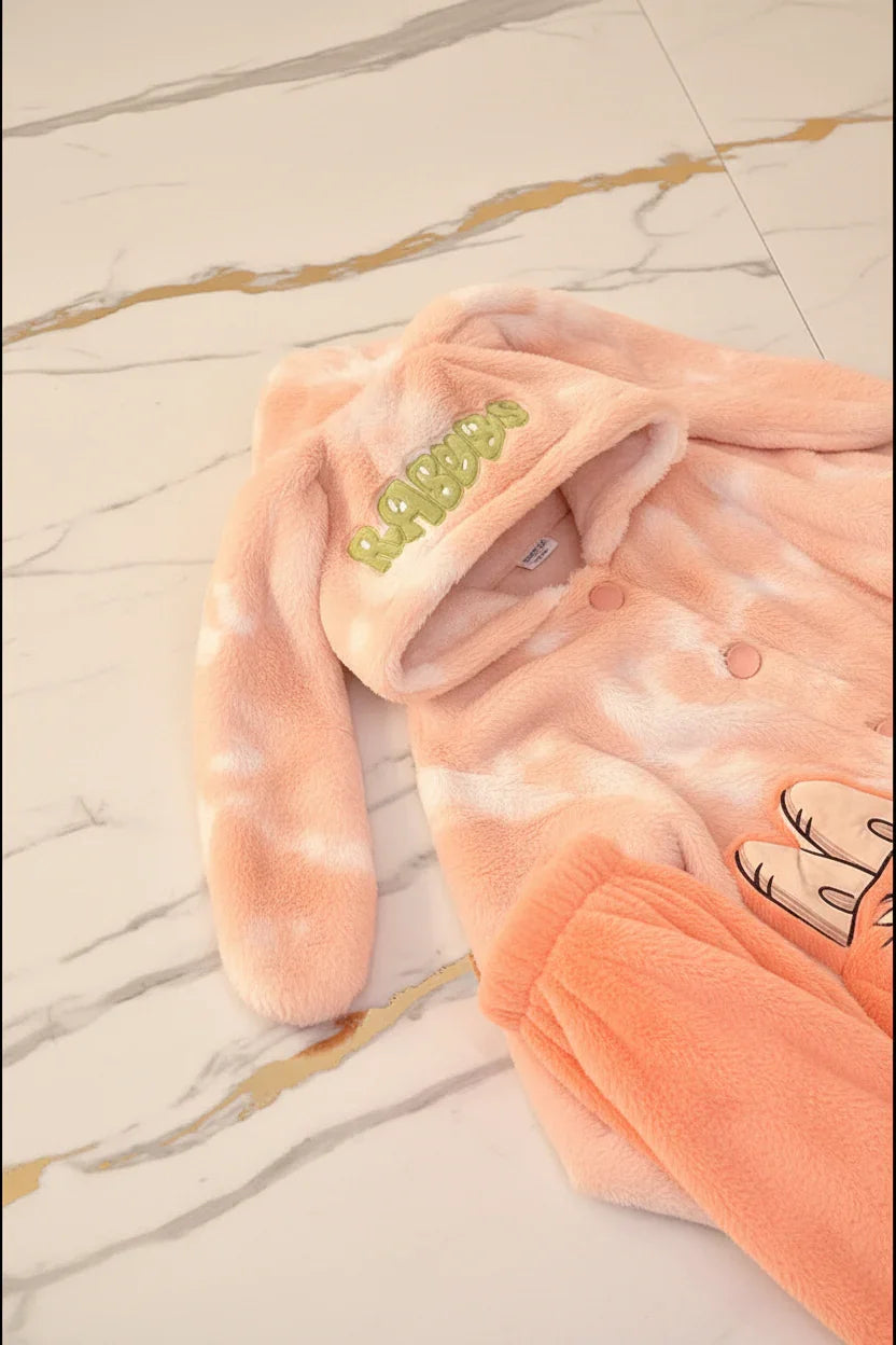 تفاصيل القماش والهودي