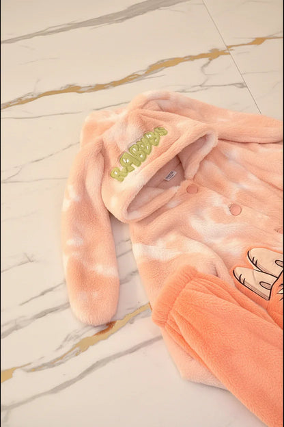 تفاصيل القماش والهودي