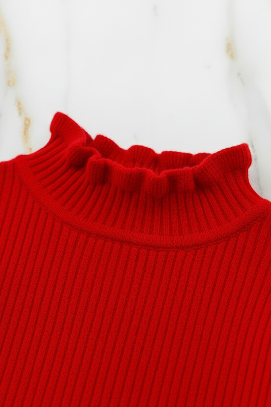 سويتر أحمر مبطن - تفاصيل الياقة