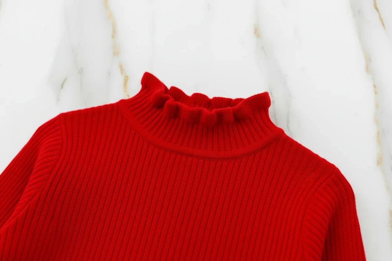 سويتر أحمر مبطن - تفاصيل الياقة