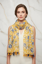 وشاح فاخر على الأكتاف