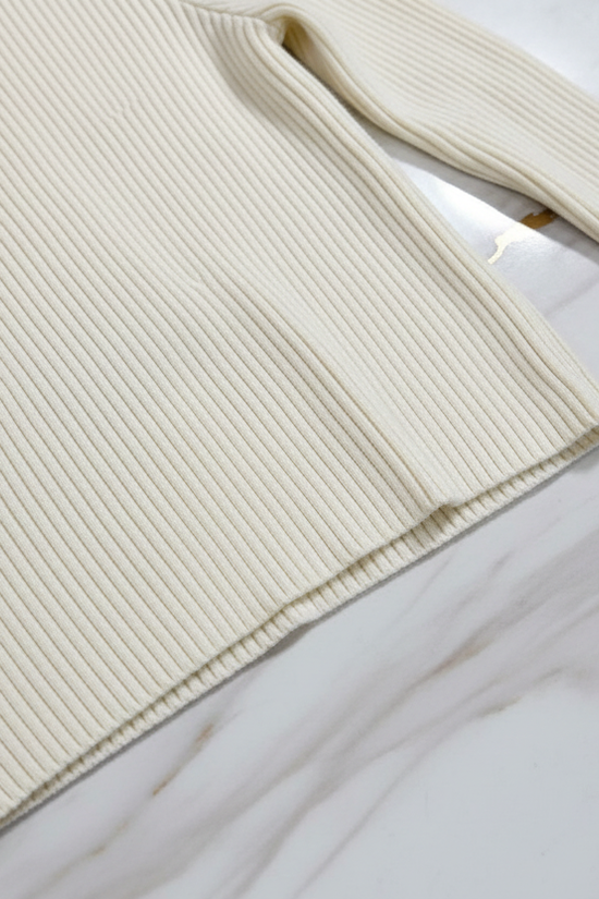 سويتر كريمي - تفاصيل النسيج