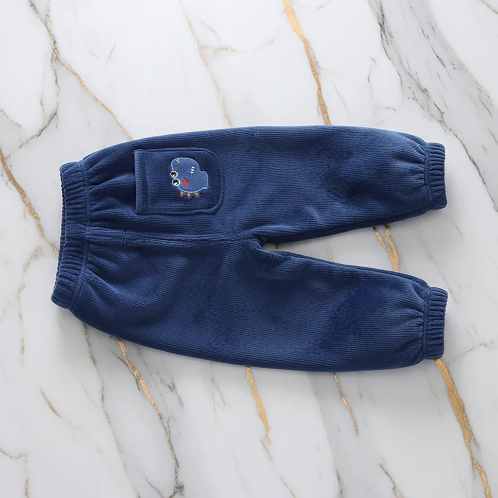 منظر جانبي - تفاصيل القماش والملمس