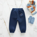 منظر خلفي - رسمة الديناصور مع إكسسوارات