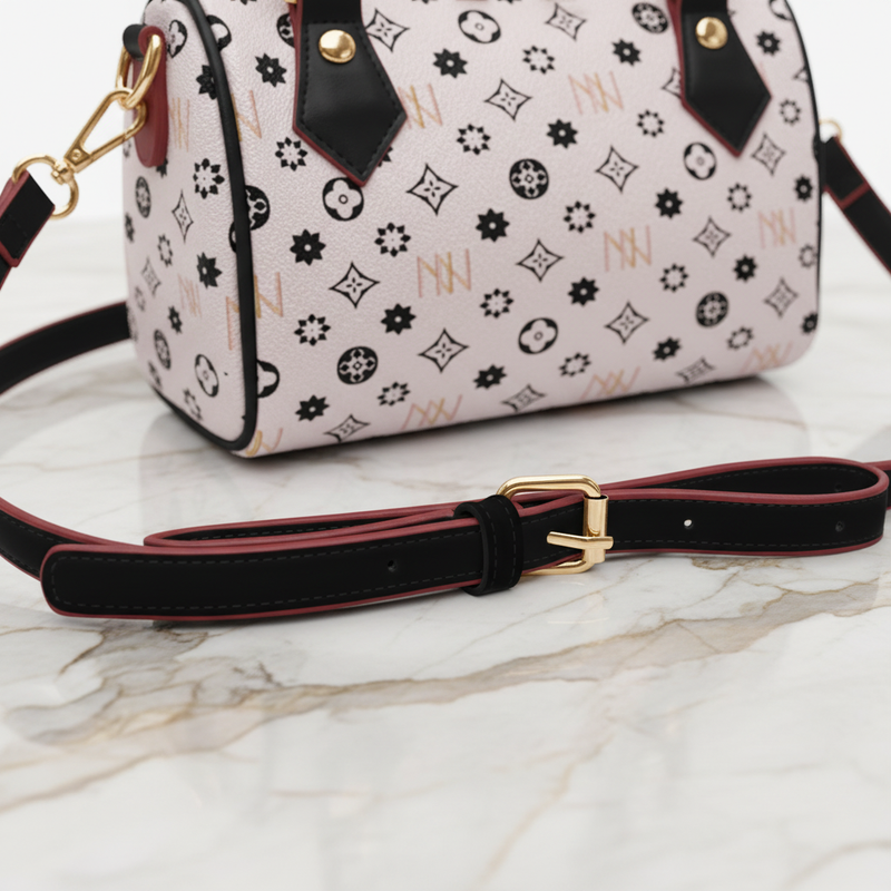 تفاصيل السلسلة