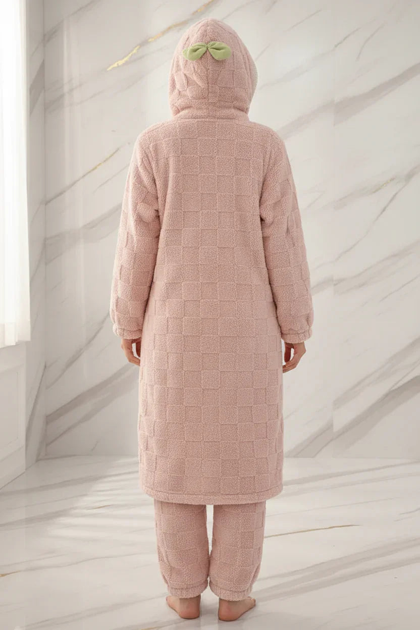 منظر خلفي بزاوية - طويل لما بعد الركبة