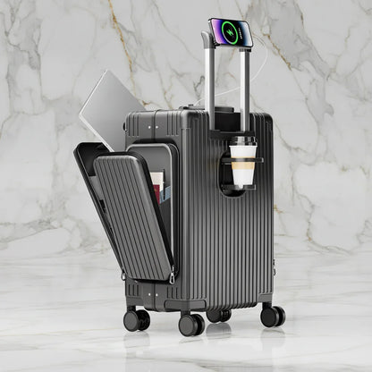 الحقيبة الرمادية على خلفية رخامية