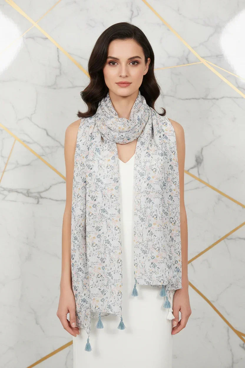 وشاح فاخر حول الرقبة