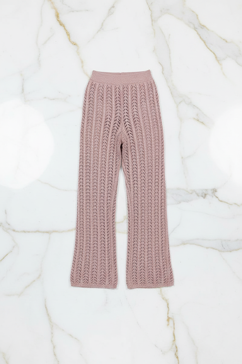 البنطال الوردي - منظر أمامي