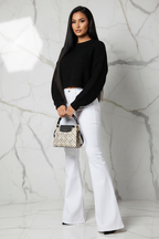 إطلالة ثلاثية أمامية