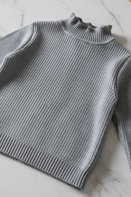 سويتر رمادي مبطن بفرو رمادي - تفاصيل النسيج