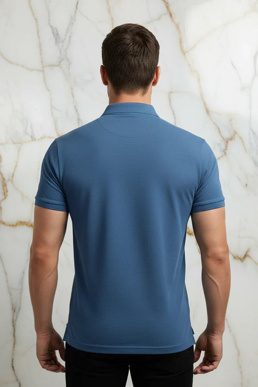 صورة استوديو - من الخلف