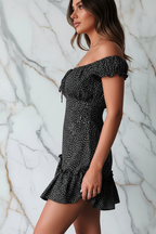 فستان أسود منقط - جانب أيمن