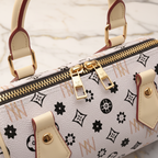 تفاصيل السحاب