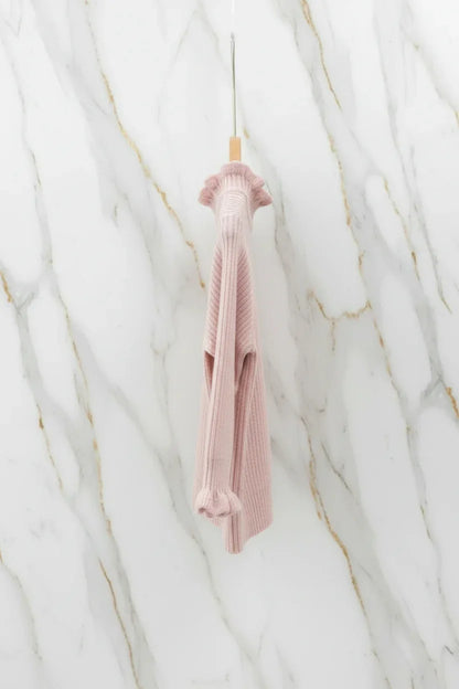 سويتر وردي مبطن - منظر جانبي