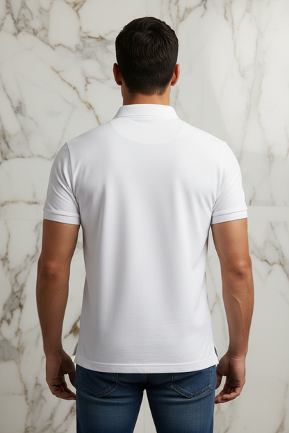 لقطة من الخلف مباشرة