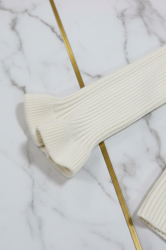 سويتر كريمي - تفاصيل الكم