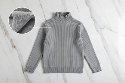 سويتر رمادي مبطن بفرو رمادي - منظر أمامي