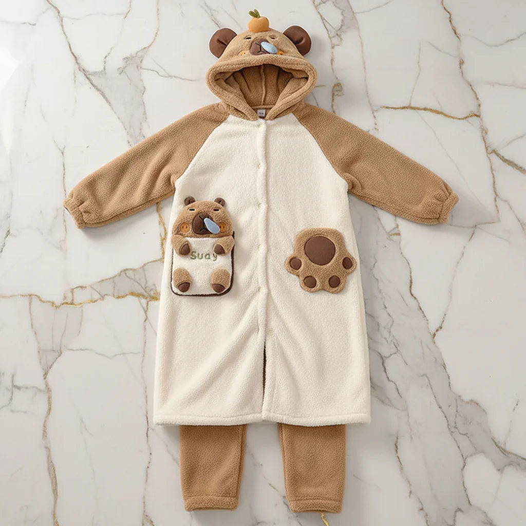 البجامة - منظر أمامي