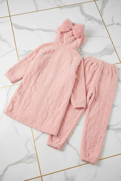 البجامة من الخلف