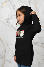 طفلة ترتدي الهودي - منظر جانبي