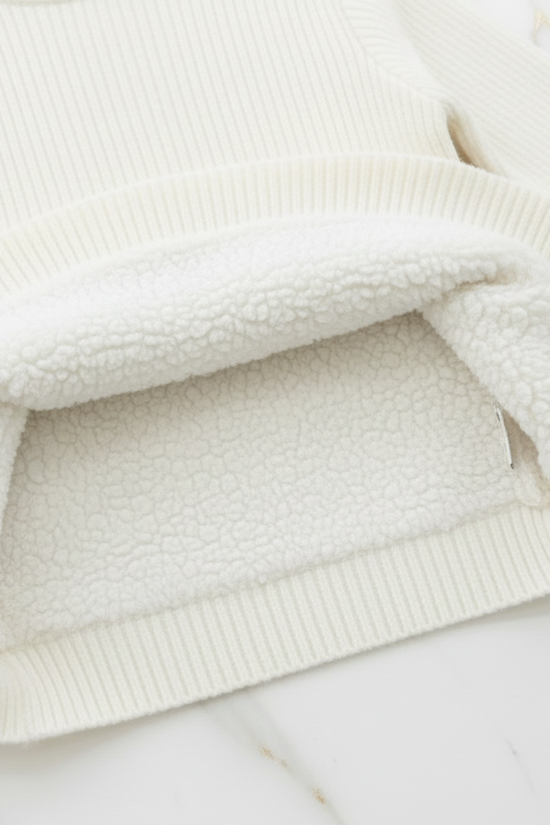 سويتر أبيض مبطن - البطانة الفروية